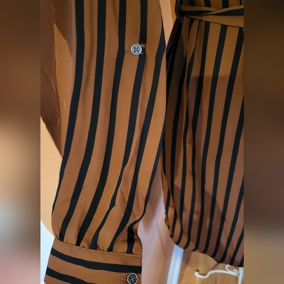 Button up orange stripe dress - Picture 4 of 5